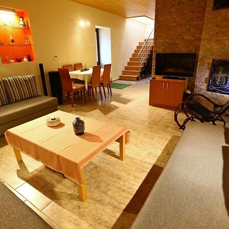 Tiszavirag Vendeghaz Villa Tiszabábolna Екстериор снимка