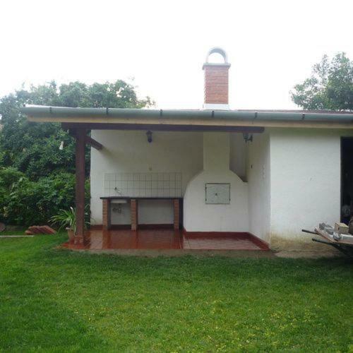 Tiszavirag Vendeghaz Villa Tiszabábolna Екстериор снимка